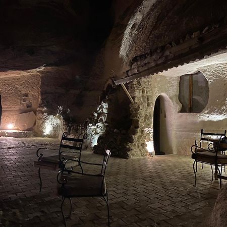 The Village Cave Hotel Гореме Экстерьер фото