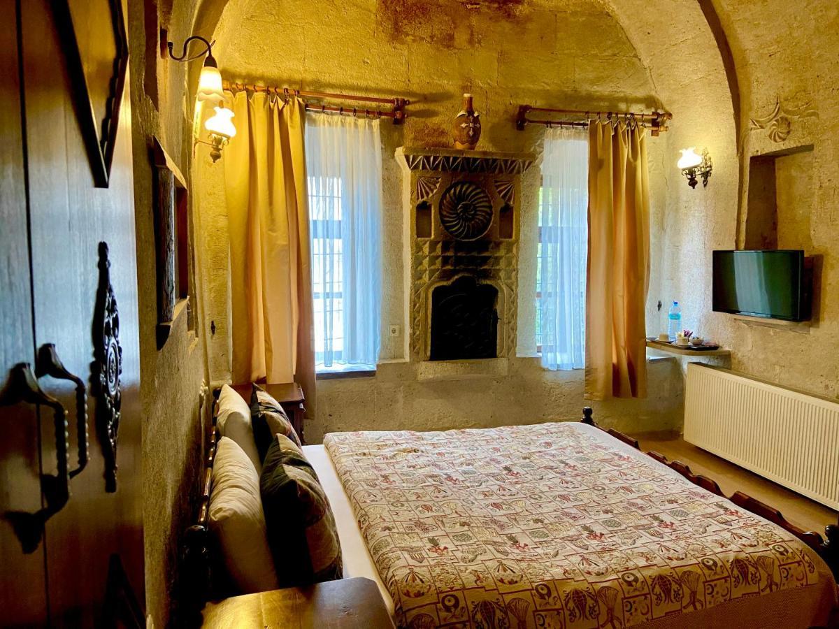 The Village Cave Hotel Гореме Экстерьер фото