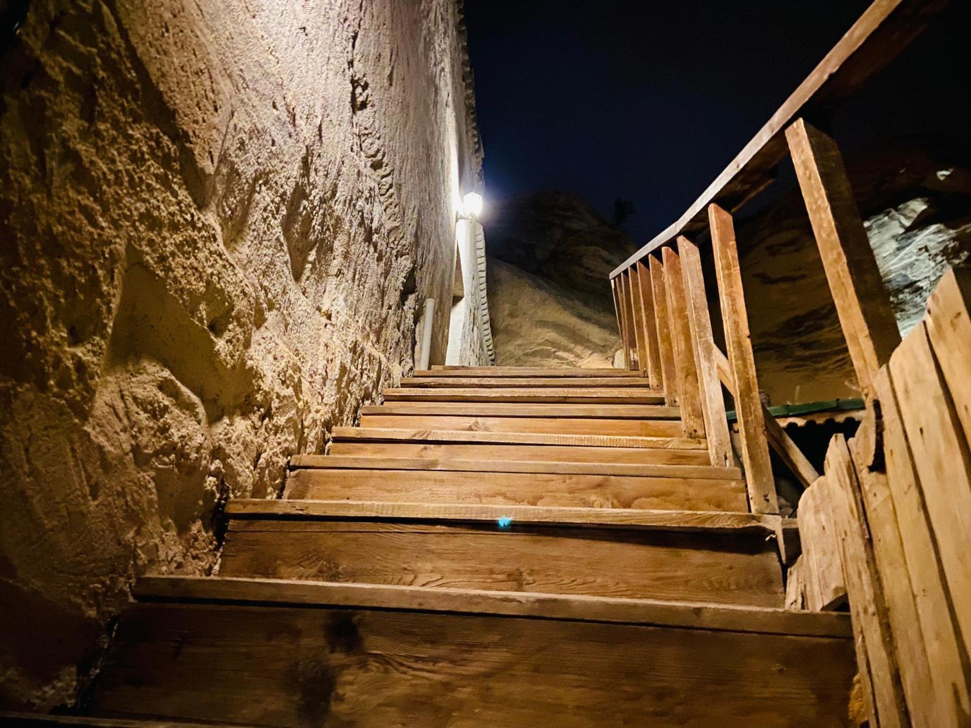 The Village Cave Hotel Гореме Экстерьер фото
