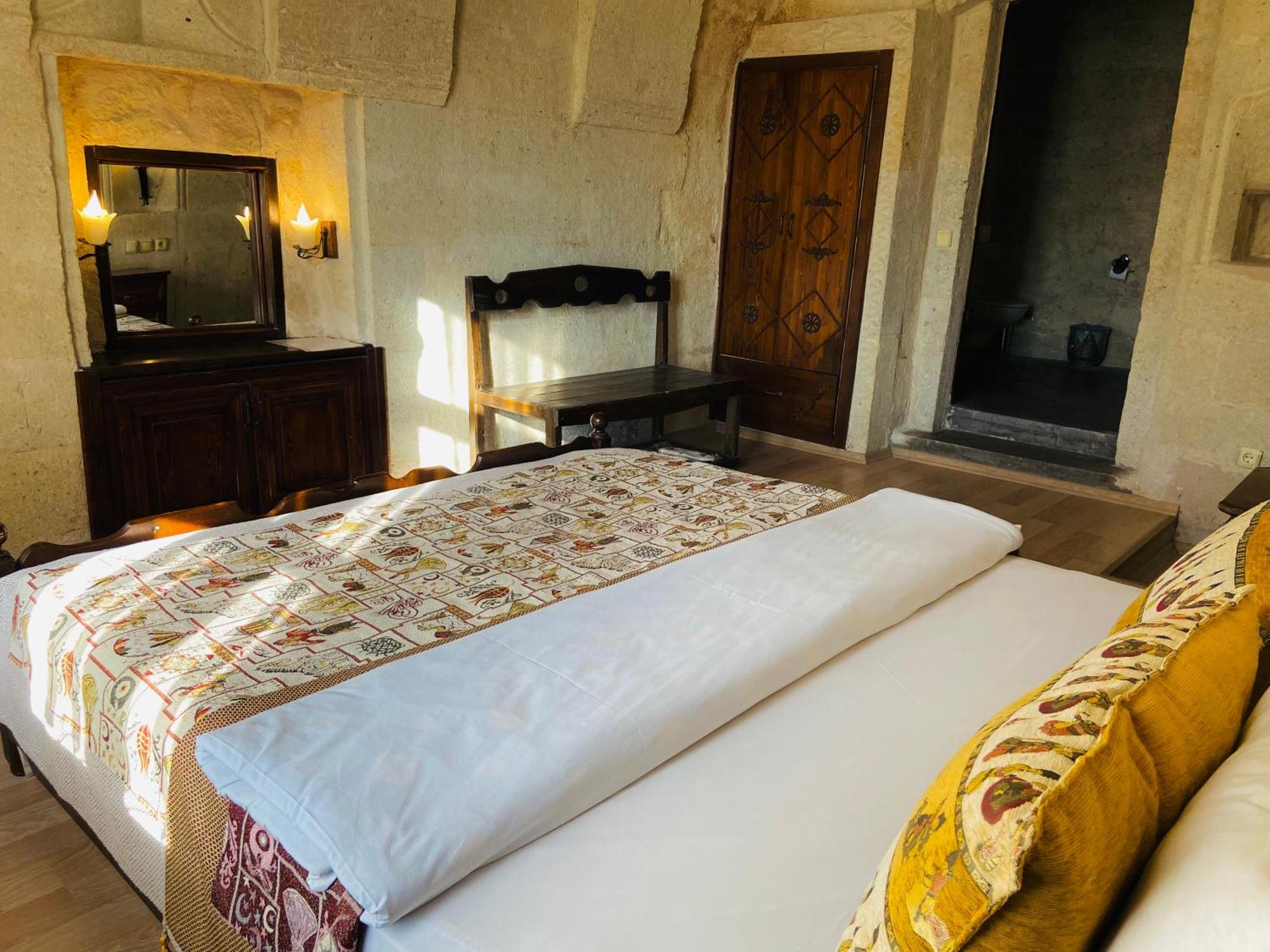 The Village Cave Hotel Гореме Номер фото